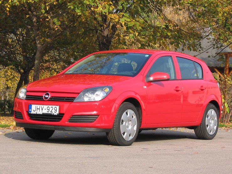 Teszt: Opel Astra 1.6 Twinport - Senki sem tökéletes