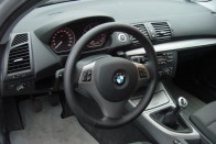 Teszt: BMW 116i – Tenyerén hordoz 50