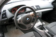 Teszt: BMW 116i – Tenyerén hordoz 68