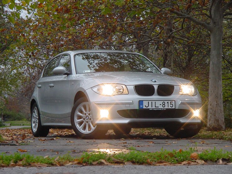 Teszt: BMW 116i – Tenyerén hordoz 40
