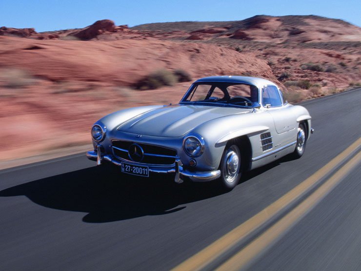 Mercedes 300 SL - 50 éve szárnyal