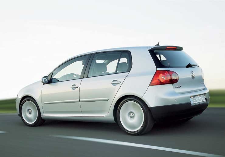 Stabil bővülést mutatott idén a VW, a klímaakcióval futó Golf V 4300-as darabszámot ért el