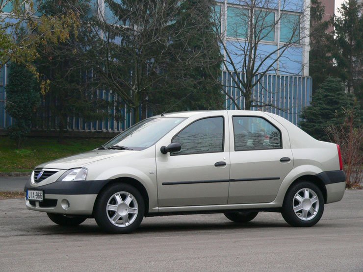 Teszt: Dacia Logan 1.6 Laureate Plus – Felesleges kiadás 11