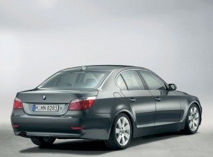 Megújul az ötös BMW