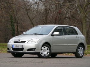 Teszt: Toyota Corolla 1.4 D-4D M-MT Sol - Bajban a benzinesek
