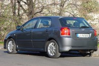 /Tesztautok/Toyota/Corolla_TS_2004/DSC08152.jpg