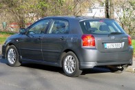 /Tesztautok/Toyota/Corolla_TS_2004/DSC08148.jpg