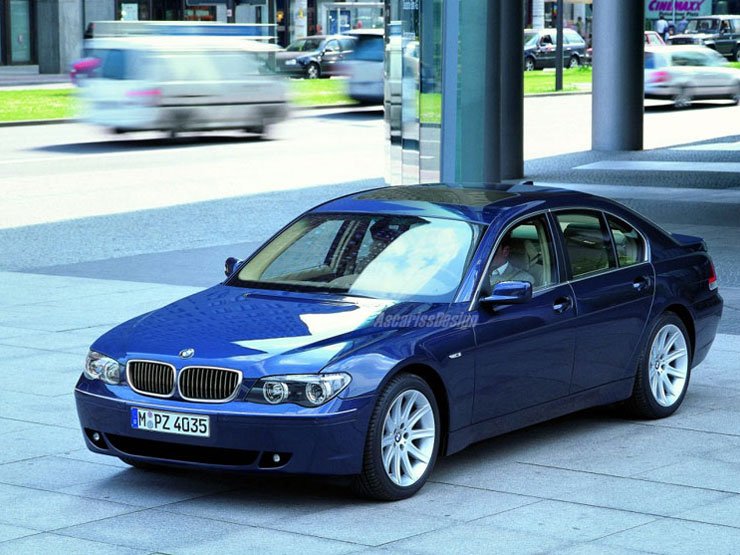 Egyszerűbb iDrive és erősebb motorok jelennek meg a modellfrissítéskor