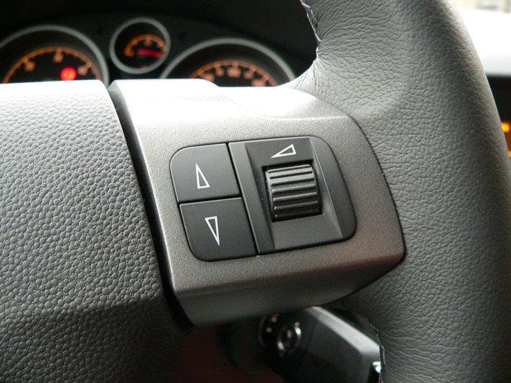 Teszt: Opel Astra Caravan 1.7 CTDI – A kombik példaképe 9