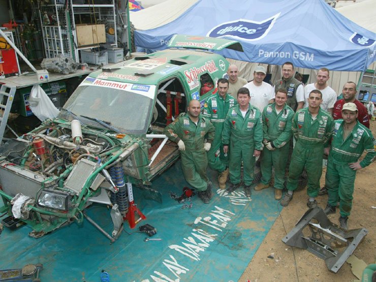 Egy jármű eredménye nem csak versenyzőkön, hanem a szervizcsapaton is múlik