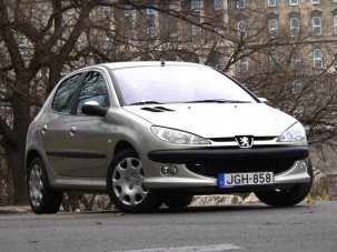 Teszt: Peugeot 206 1,6 HDi Premium - Ereje teljében