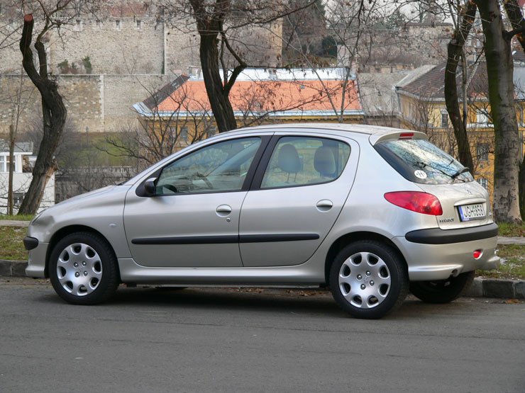 /Tesztautok/Peugeot/206_Hdi_16/P1030064.jpg