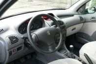 /Tesztautok/Peugeot/206_Hdi_16/P1030113.jpg