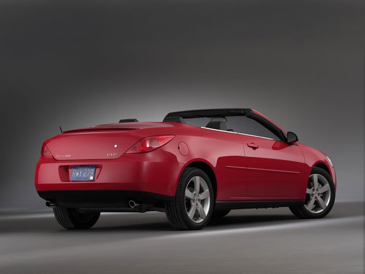 Ha sikeres lesz a Pontiac G6 Convertible, akkor 2008-ra a Vectrából is elképzelhető egy sorozatgyártású kabrió