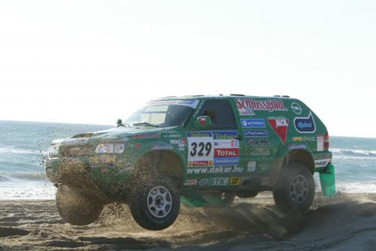 Navigációs hiba miatt Szalay csak a 77. helyre tudta behozni autóját