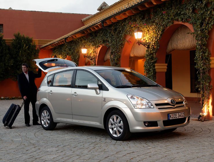 1,2 millió európai Toyota?