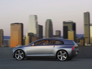 2006-ban jön a Volvo C30