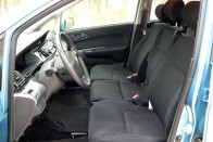 Teszt: Honda FR-V 1.7 – Hárman párban 43