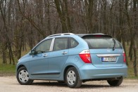 Teszt: Honda FR-V 1.7 – Hárman párban 55