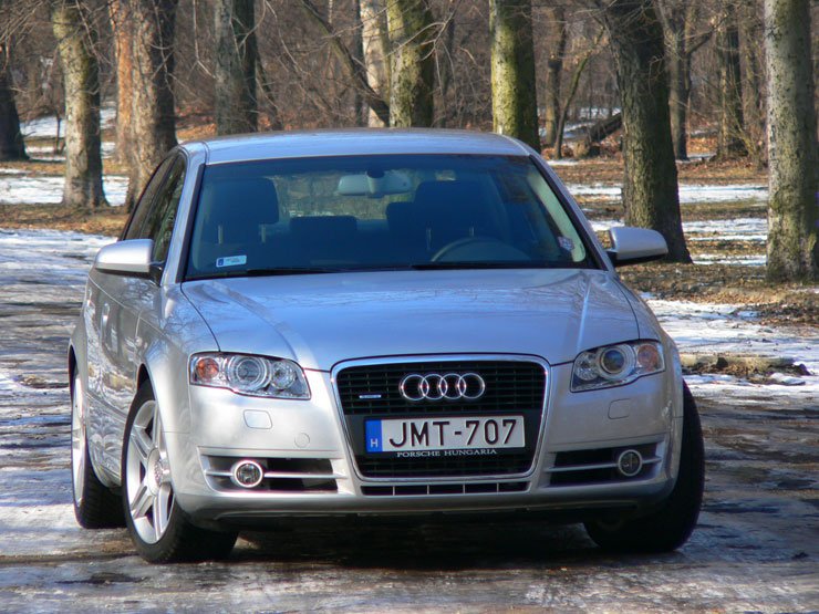 /Tesztautok/Audi/A4_30TDI/P1060839.jpg