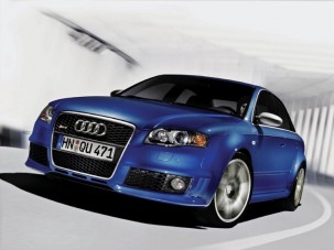 Audi RS 4 - újjá született