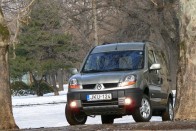 Teszt: Renault Kangoo 4X4 1.9dCi - Utolsókból az elsők