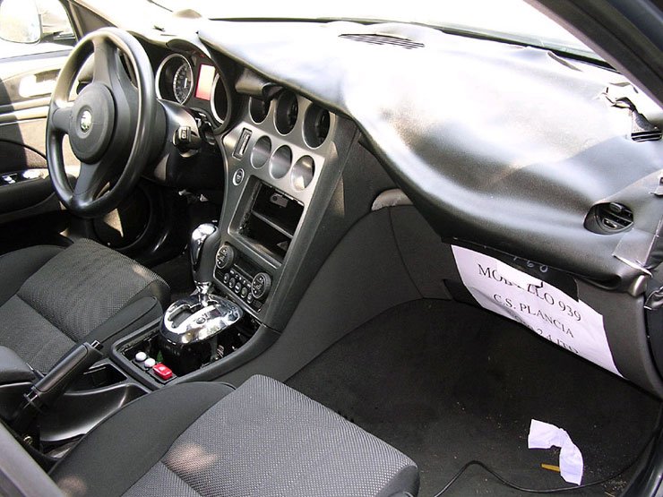 Jobb anyag és összeszerelési minőség várható a 159-esnél. Az utastér továbbra is a sportosság híve