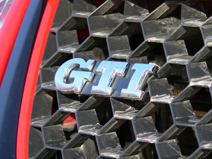 Teszt: Volkswagen Golf GTI – Az igazi retro 10