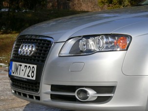 Teszt: Audi A4 Avant 2.0 TDI - Arcváltás