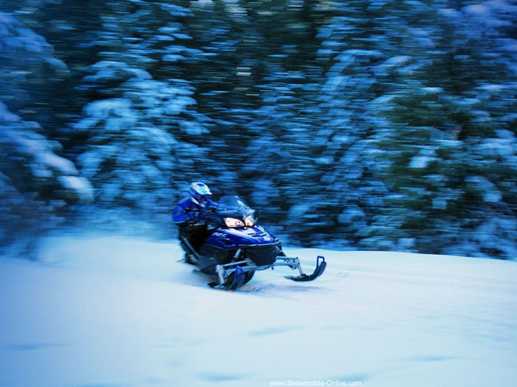 200 km/órás sebességet is elérhetnek a nagy teljesítményű, de még nem verseny szánok