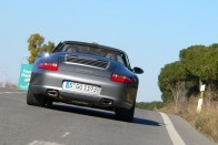 Vezettük: Porsche 911 Cabrio – Berepülés 41