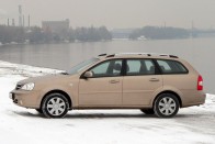 Teszt: Chevrolet Lacetti 1,6 Station Wagon Elite – Ugyanaz másként 43