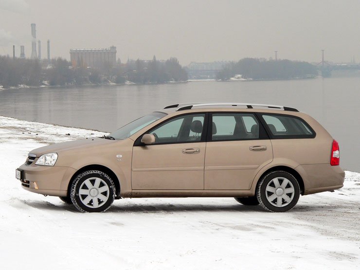 Teszt: Chevrolet Lacetti 1,6 Station Wagon Elite – Ugyanaz másként 19