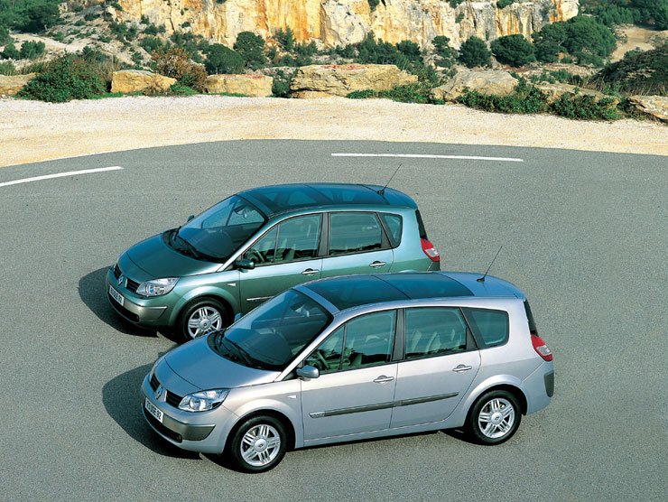 Vezérváltás és rekordnyereség