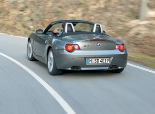 BMW Z4 V8 - Most már gyári is!