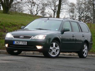 Teszt: Ford Mondeo Turnier 2.2 TDCi Ghia - Csak szerényen