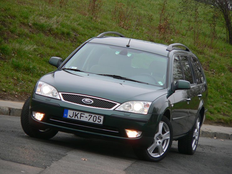 Teszt: Ford Mondeo Turnier 2.2 TDCi Ghia – Csak szerényen 29