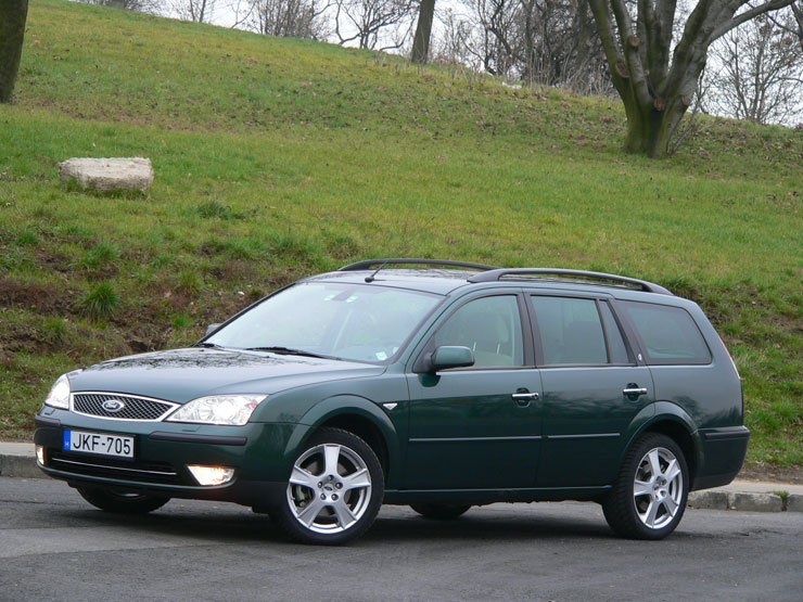 Teszt: Ford Mondeo Turnier 2.2 TDCi Ghia – Csak szerényen 31