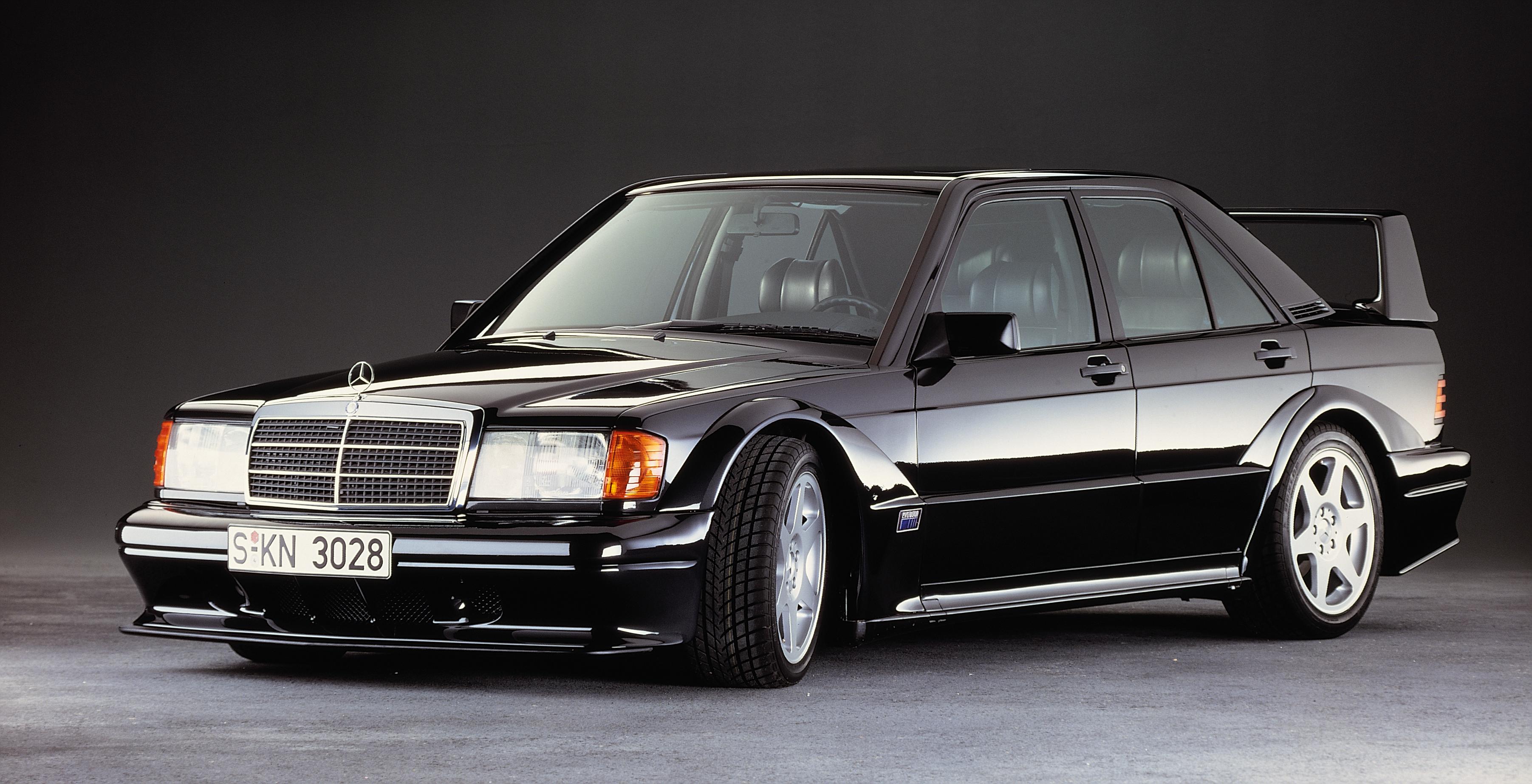 15 éves a Mercedes-Benz 190E EVO II 6