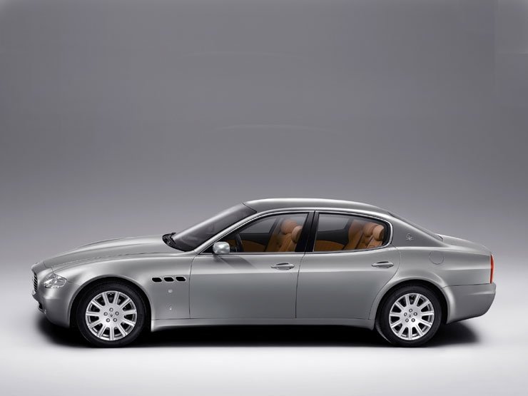 Erősebb benzinmotor, új váltó és egy nagyteljesítményű dizelmotor is szerepel a tervekben