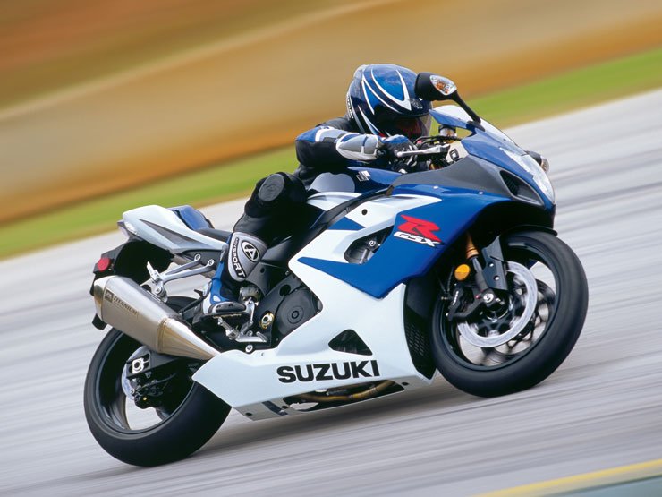 178 lóerős a 2005-ös GSX-R1000