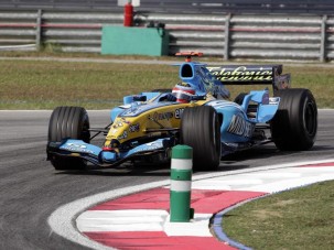 Fernando Alonso nyerte a Maláj Nagydíjat