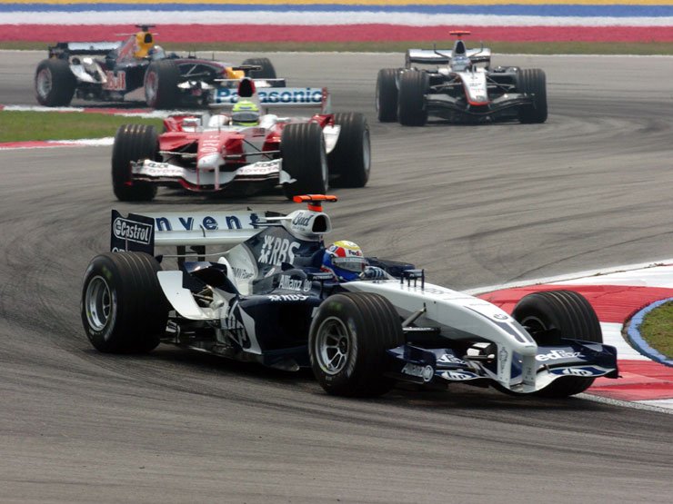 Fernando Alonso nyerte a Maláj Nagydíjat 10