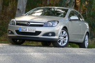 Vezettük: Opel Astra GTC – Érzelmi töltet 43