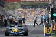 F1 Ausztrál Nagydíj - meglepő fordulatokkal