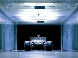 Maradnak a gumik, mennek az ékszerek!