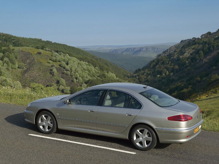 Vezettük: Peugeot 607 V6 HDi – Ragadozó szerény étvággyal 11