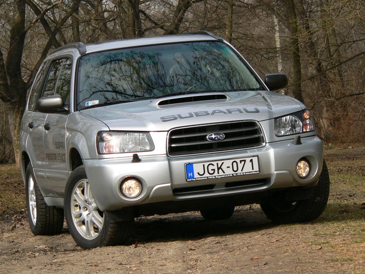 Teszt: Subaru Forester 2.5 XT: Családi rali 10