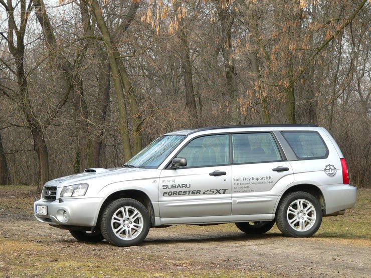 Teszt: Subaru Forester 2.5 XT: Családi rali 11