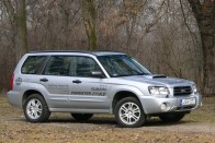 Teszt: Subaru Forester 2.5 XT: Családi rali 72